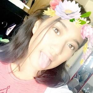 Meet your Posher, Gloria